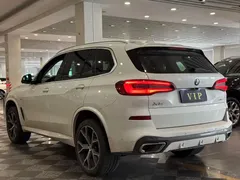2021 BMW X5 xDrive40i M, белый — фото 3