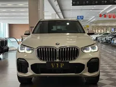 2021 BMW X5 xDrive40i M, белый — фото 4