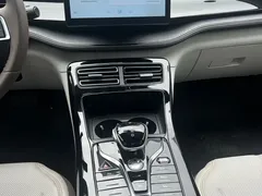 2024 BYD Qin PLUS DM-i 55KM, белый — фото 4