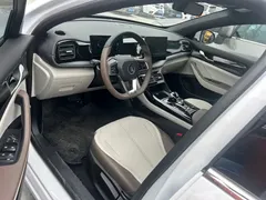 2024 BYD Qin PLUS DM-i 55KM, белый — фото 5