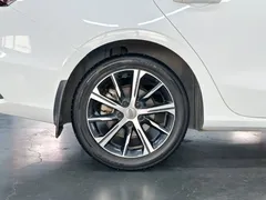 2022 Geely Emgrand 4 1.5L CVT, белый — фото 13