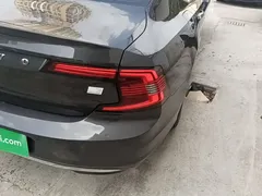 2021 Volvo S90 Hybrid T8 E Hybrid Luxury — фото 24