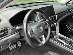2022 Honda Accord 260TURBO Premium — фото 15