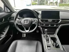 2022 Honda Accord 260TURBO Premium — фото 16