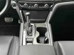 2022 Honda Accord 260TURBO Premium — фото 23