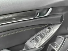 2022 Honda Accord 260TURBO Premium — фото 27