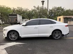 2023 Geely Preface 1.5TD, белый — фото 17
