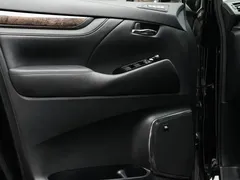 2021 Toyota Alphard Hybrid 2.5L Premium, чёрный — фото 7