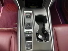 2022 Honda Accord Hybrid 2.0L — фото 12