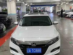 2018 Honda Accord 260TURBO Elite, белый — фото 8