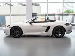 2022 Porsche 718 Boxster T 2.0T, белый — фото 3