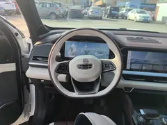 2021 Geely Monjaro 2.0TD DCT EVO 2WD Premium, белый — фото 7