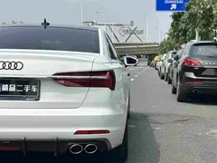 2023 Audi A6L 45 TFSI, белый — фото 11