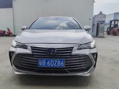 2019 Toyota Avalon Hybrid 2.5L Luxury — фото 2