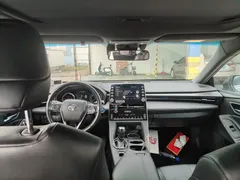 2019 Toyota Avalon Hybrid 2.5L Luxury — фото 7