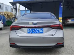 2019 Toyota Avalon Hybrid 2.5L Luxury — фото 8