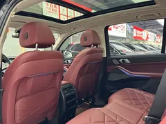 2022 BMW X5 30Li Premium M Sport Package, чёрный — фото 11