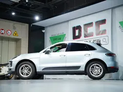 2021 Porsche Macan 2.0T — фото 50