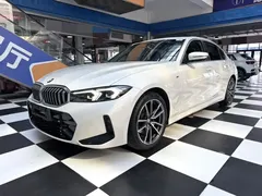 2023 BMW 3 Series 320Li M Sport Package, белый — фото 1