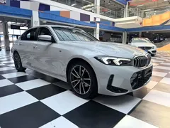 2023 BMW 3 Series 320Li M Sport Package, белый — фото 3