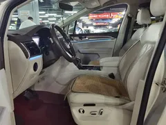 2020 Volkswagen Viloran 380TSI Premium — фото 6