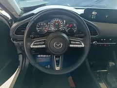 2023 Mazda 3 2.0L AT, белый — фото 11