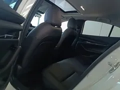 2023 Mazda 3 2.0L AT, белый — фото 17