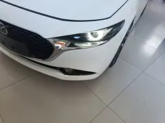 2023 Mazda 3 2.0L AT, белый — фото 24