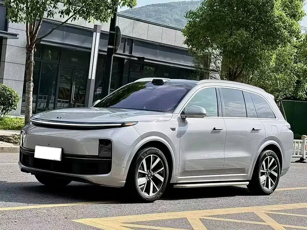 2023 Li Auto L8 Max