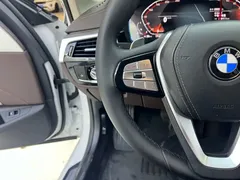 2023 BMW 5 Series 530Li, белый — фото 13