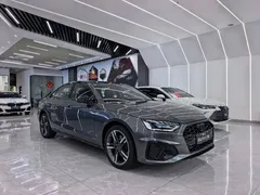 2022 Audi A4L 40 TFSI — фото 3