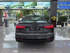 2022 Audi A4L 40 TFSI — фото 4