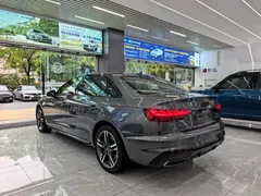 2022 Audi A4L 40 TFSI — фото 5