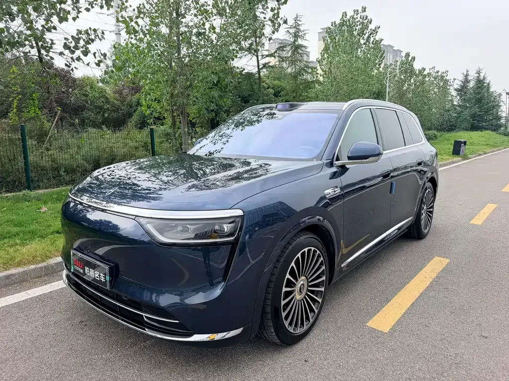 2025 Aito M8 53.4kWh 5 (192