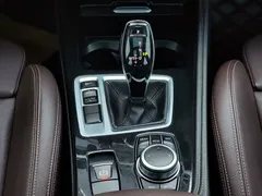 2023 BMW 1 Series 120i M, белый — фото 17