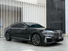 2021 BMW 7 Series 740Li Leading M Sport Package, чёрный — фото 3