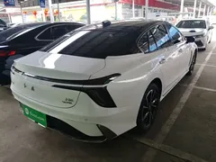 2024 Hongqi H6 2.0T, белый — фото 7