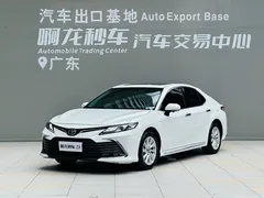 2023 Toyota Camry 2.0G, белый — фото 1