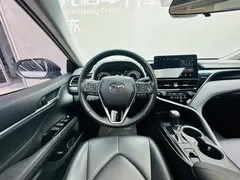 2023 Toyota Camry 2.0G, белый — фото 13
