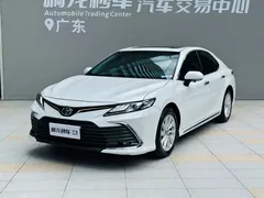 2023 Toyota Camry 2.0G, белый — фото 15