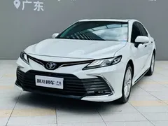 2023 Toyota Camry 2.0G, белый — фото 18