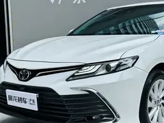 2023 Toyota Camry 2.0G, белый — фото 19