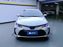 2021 Toyota Corolla 1.8L E-CVT, белый — фото 2