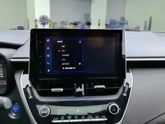 2021 Toyota Corolla 1.8L E-CVT, белый — фото 13
