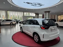 2021 Honda Fit 1.5L CVT, белый — фото 7