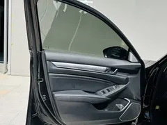 2022 Honda Accord 2.0L Hybrid, чёрный — фото 18