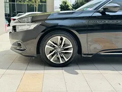 2022 Honda Accord 2.0L Hybrid, чёрный — фото 20