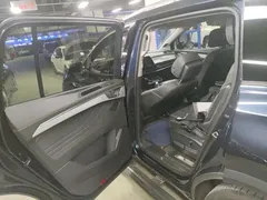 2022 Volkswagen Talagon 530TSI 4WD Flagship Pro 6 Seats, чёрный — фото 6