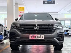 2021 Volkswagen Touareg 3.0TSI — фото 2