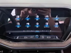 2021 Volkswagen Touareg 3.0TSI — фото 16